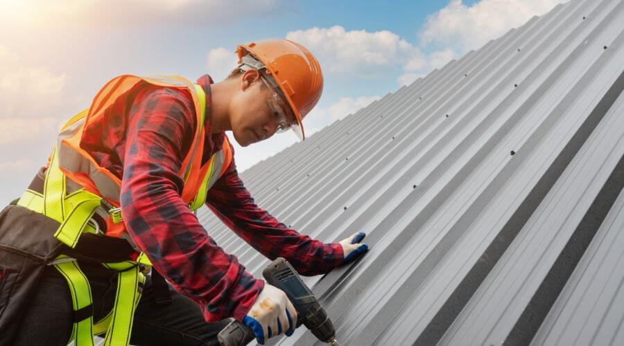 Professional Emergency Roof Repairs services in Nottoway, VA